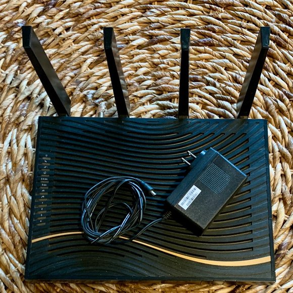 Netgear C7500 Modem Router - Picture 1 of 5